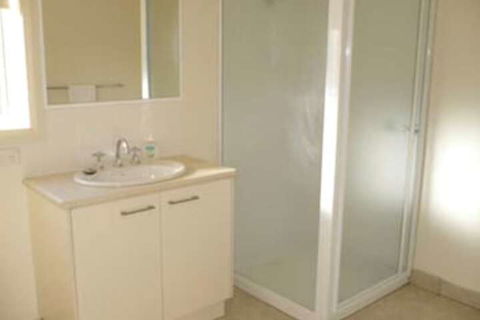 Kennedy Holiday Resort - Accommodation Europe 2