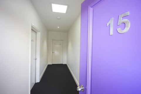 Mansi On Raymond - Tourism Bookings 2