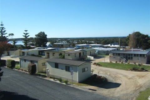 Hillcrest Tourist Park - Accommodation Europe 7