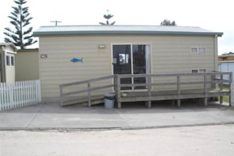 Hillcrest Tourist Park - Accommodation Europe 2