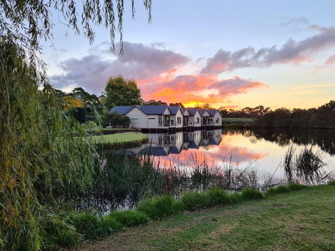 Lakeside Villas At Crittenden - Tourism Bookings 4