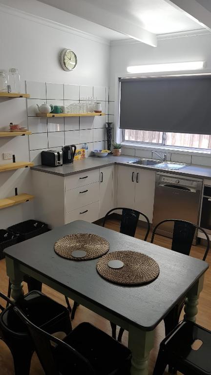 At Home Apartments - Tourism Bookings 5