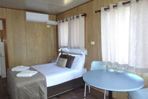 Caseys Beach Holiday Park - Events Australia 7