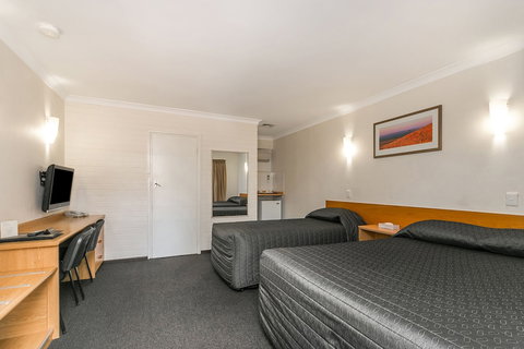 Flag Motor Lodge - Events Australia 3