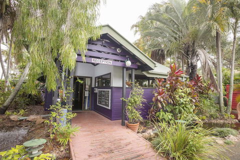 Colonial Village Resort - Accommodation Europe 1
