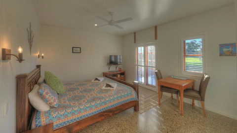 Bridle Guesthouse - Accommodation Europe 1