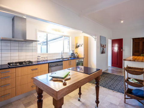 Bridle Guesthouse - Accommodation Europe 4