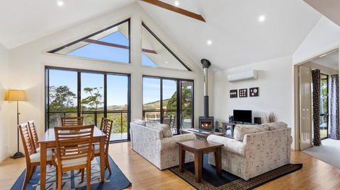 Ravensbourne Escape Stella Luna - Events Australia 1