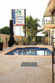 Emerald Central Palms Motel - Tourism Bookings 3
