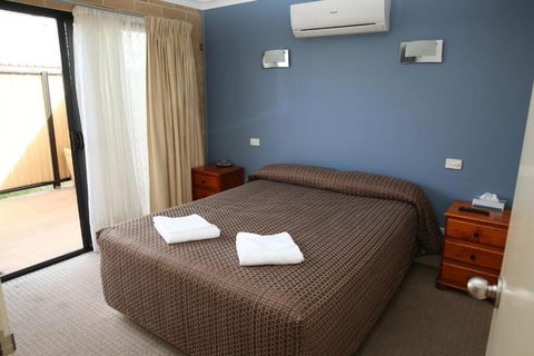 Emerald Central Palms Motel - Tourism Bookings 6