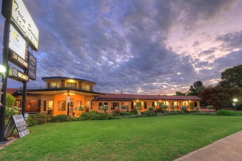 Twin Swans Motel - Tourism Bookings 4