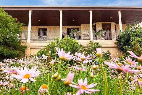 Fairway Manor Accommodation - Events Australia 2