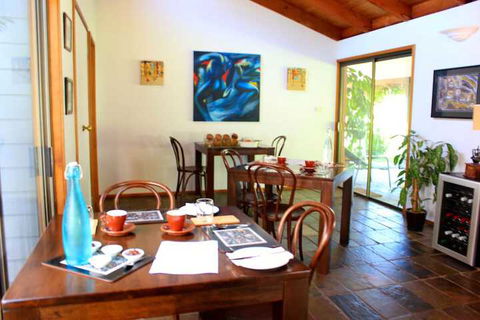 Hillcrest Mountain View Retreat - Events Australia 5