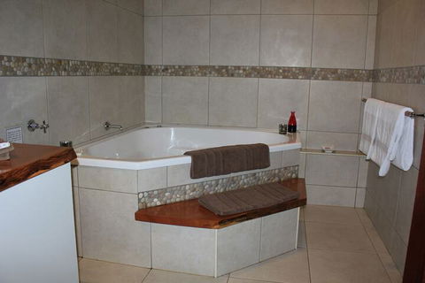 Hillcrest Mountain View Retreat - Events Australia 2