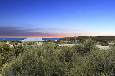 Anchors Beach House - Events Australia 5