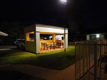 Jacaranda Motel & Holiday Units - Events Australia 0
