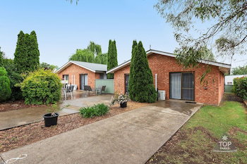 Fossicker Caravan Park - Events Australia 2