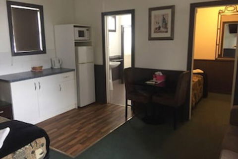 The Esplanade Motel - Accommodation Europe 6