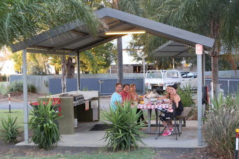 Narrabri Motel And Caravan Park - Events Australia 7