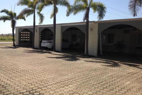Ayr Max Motel - Events Australia 7