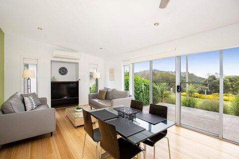 Blue Lake Holiday Park - Events Australia 7