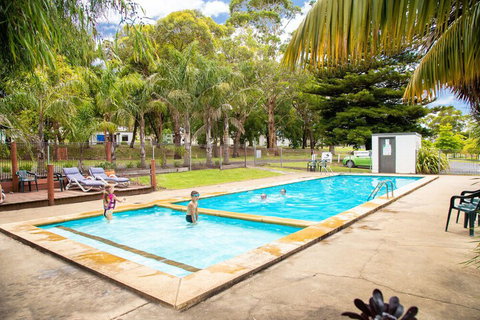 Blue Lake Holiday Park - Events Australia 4