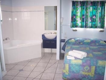 Canton Beach Holiday Park - Tourism Bookings 2