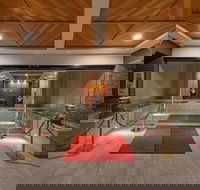 Palms Hotel Motel Chullora - Accommodation Europe