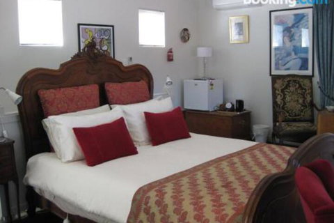 Three Chimneys Bed & Breakfast Boutique Guest House - Events Australia 6