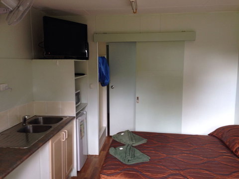 Riverside Tourist Park - Events Australia 6