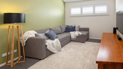 Alpine Snow Angels Retreat Luxurious Snowy Mountains Living - Events Australia 6