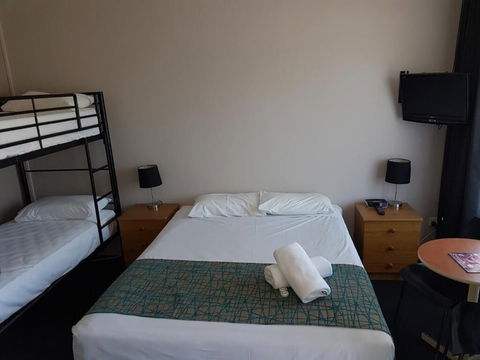 Gateshead Tavern Motel - Events Australia 4