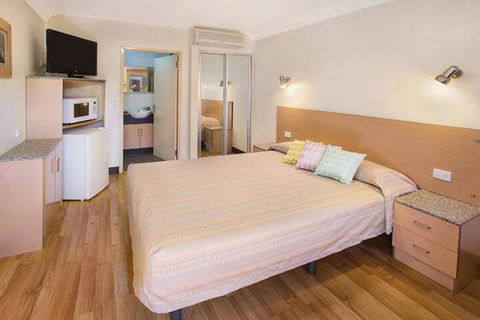 Karratha Motel - Tourism Bookings 3