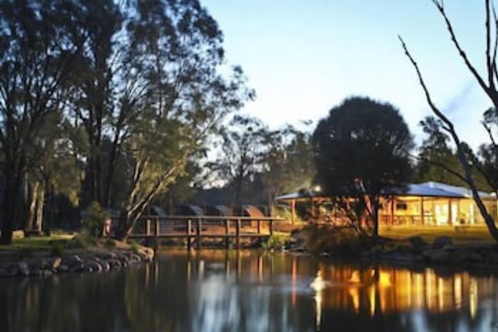 Girilambone NSW Tourism Bookings