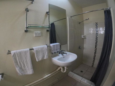 Coolabah Motel Townsville - Tourism Bookings 1