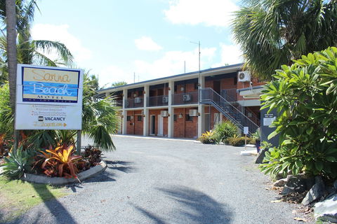 Sarina Beach Motel - Events Australia 1