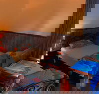 Stanley Lakeside Spa Cabins - Events Australia