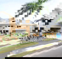 1770 Lagoons Central Apartment Resort - Events Australia