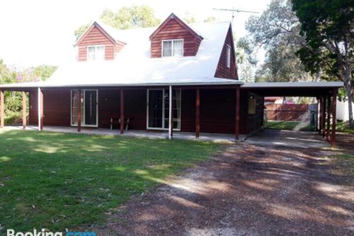 Amity Point QLD Accommodation Europe