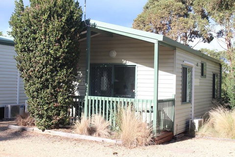 The Lakes Beachfront Holiday Park - Events Australia 7