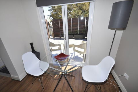 Glebe Furnished Apartments - Tourism Bookings 1