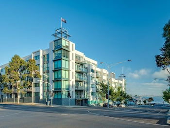 Waterfront By Gold Star Stays - Tourism Bookings 0