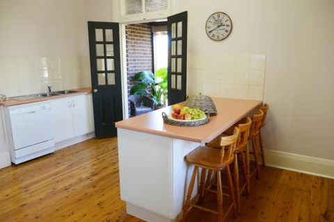 The Bank B & B West Wyalong - Accommodation Europe 0