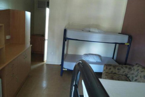 Palm Court Backpackers - Events Australia 4