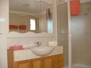 Hillview Cottages - Accommodation Europe 4