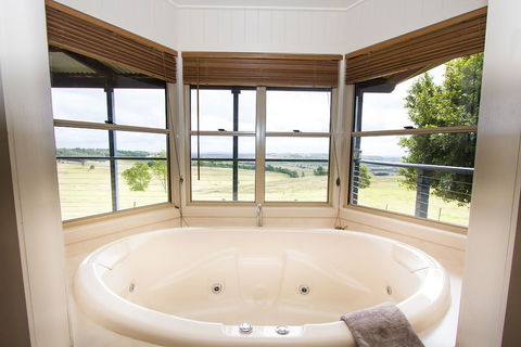 Hillview Cottages - Accommodation Europe 6