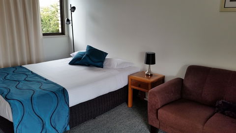 Motel In Nambour - Tourism Bookings 1