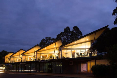 Central Avenue Apartments - Events Australia 1