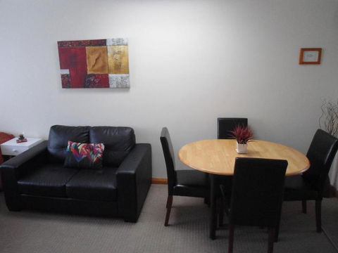 Ashwood Apartment Bellerive - Events Australia 6