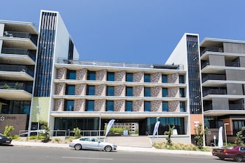 Racecourse Space Pop Up - Events Australia 6